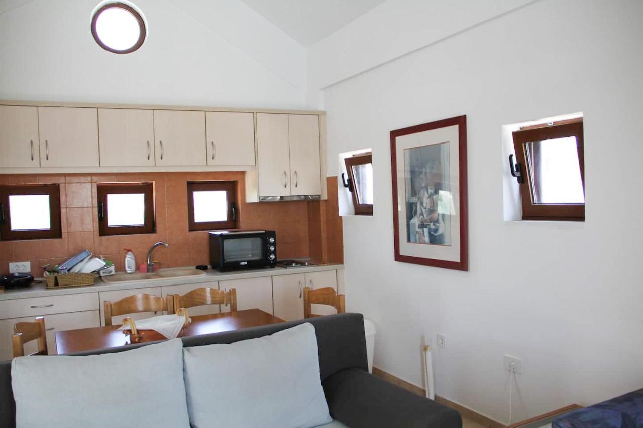 Apartment αριων Village &