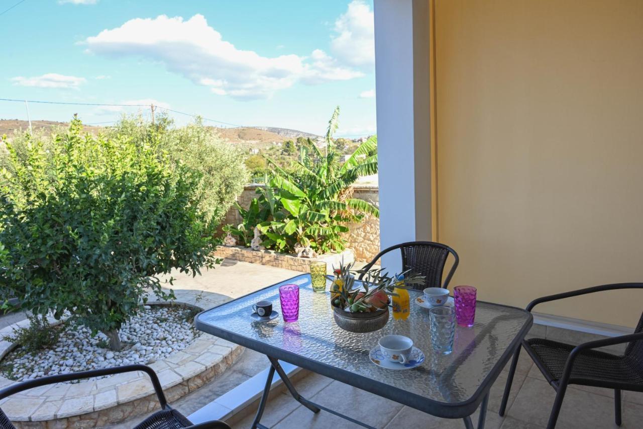 αριων Village & Nafplio