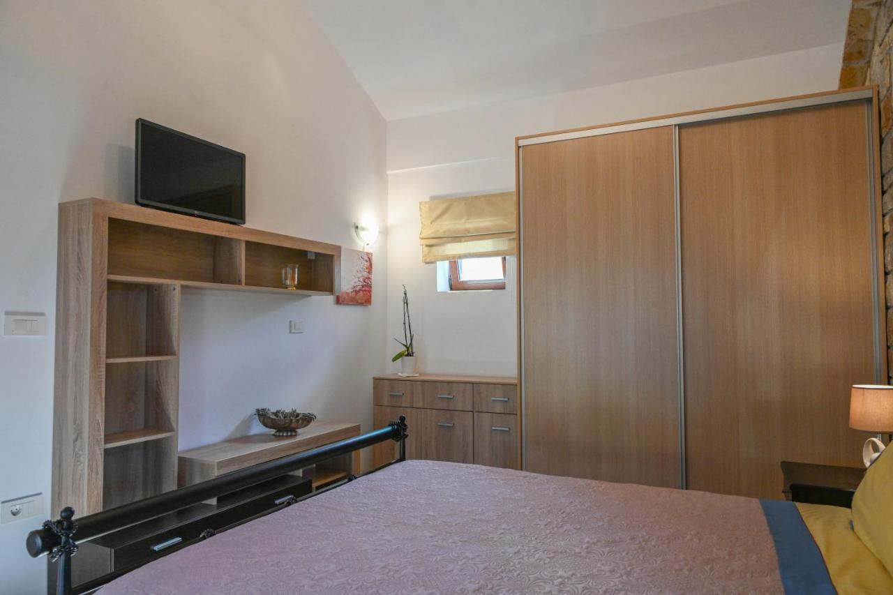 αριων Village & Apartment