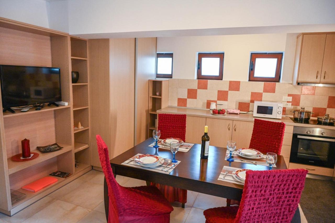 αριων Village&suites *