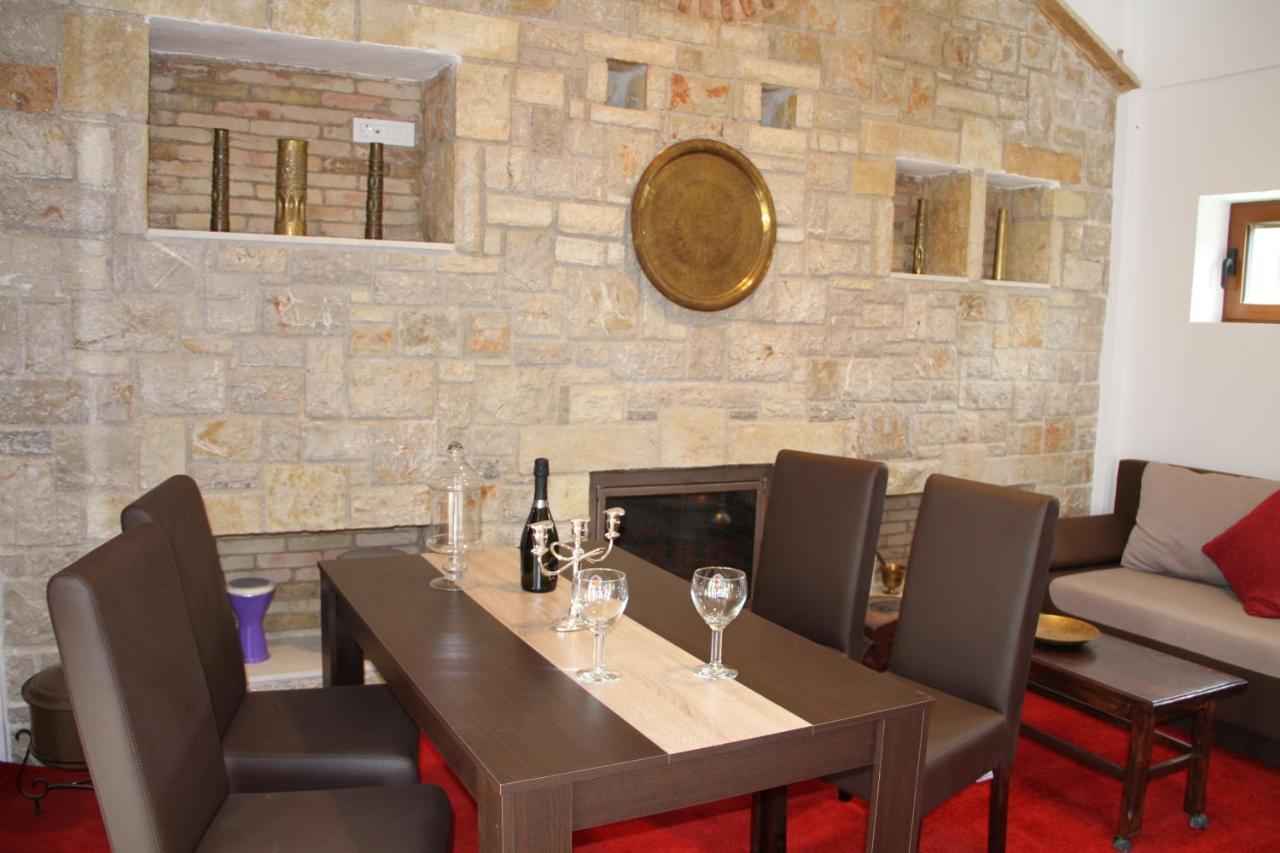 αριων Village&suites *